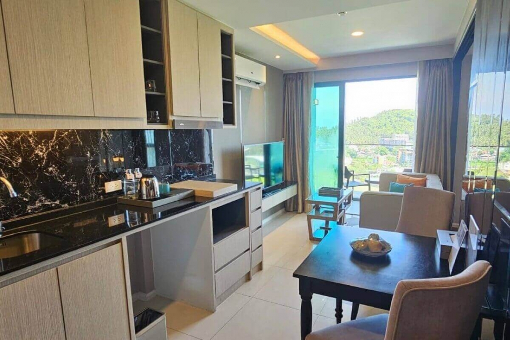 1 Bedroom Foreign Freehold Condo with Views of the Sea for Sale by Owner near Surin Beach, Phuket