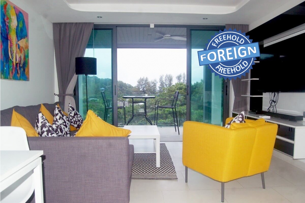 1 Bedroom Foreign Freehold Resort Condo for Sale by Owner Walk to Merlin & Tri Trang Beaches in Patong, Phuket