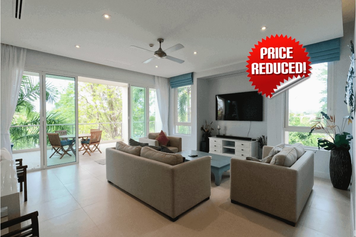 3 Bedroom 220 Sqm Lake View Condo for Sale 3 Minutes to Layan Beach, Phuket