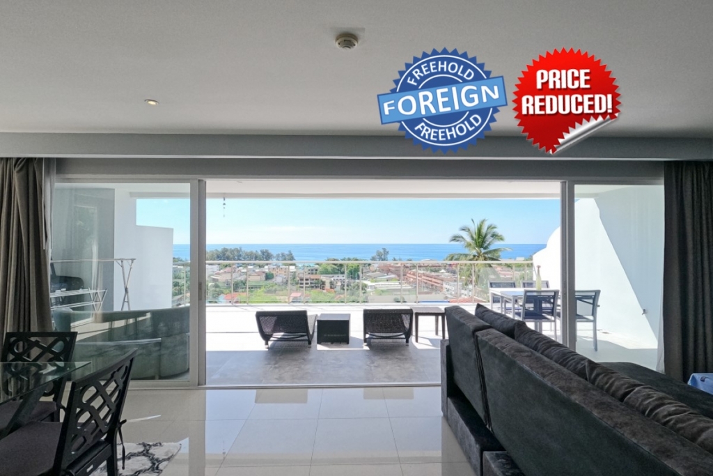 2 Bedroom Foreign Freehold Condo Facing the Sea for Sale Walk to Karon Beach, Phuket
