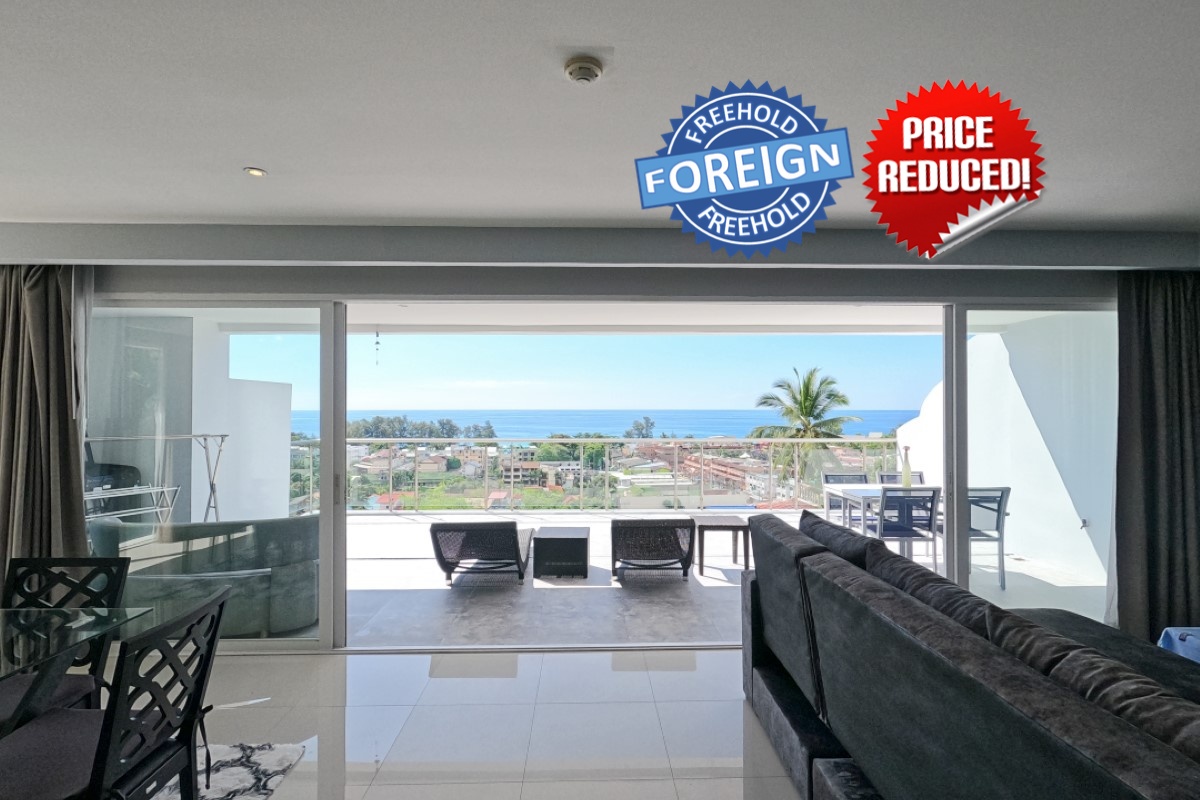 2 Bedroom Foreign Freehold Condo Facing the Sea for Sale Walk to Karon Beach, Phuket