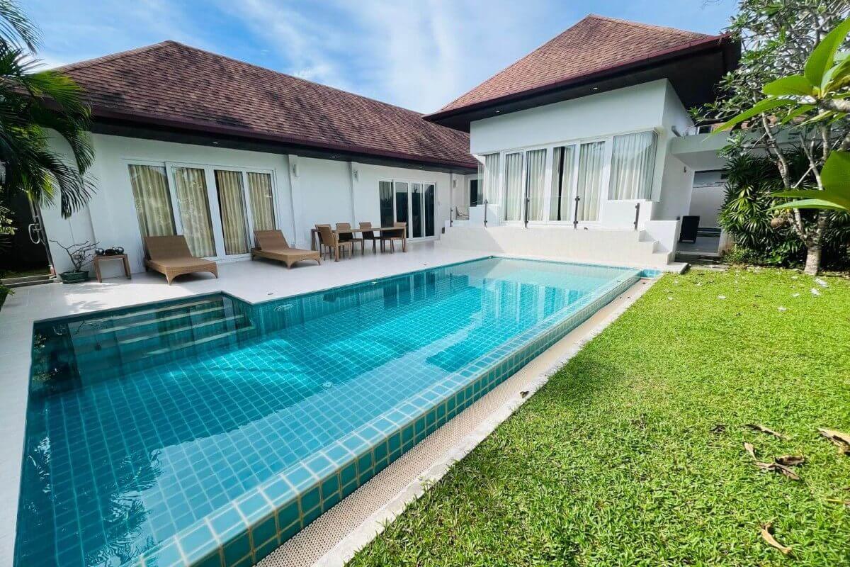 2 Bedroom Modern Balinese-Inspired Pool Villa for Sale in Soi Suksan, Rawai, Phuket