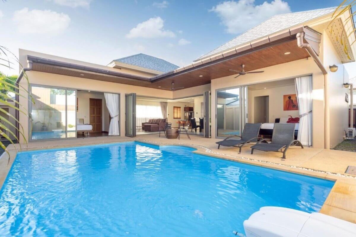 2 Bedroom Modern Pool Villa for Sale near Rawai Beach, Phuket
