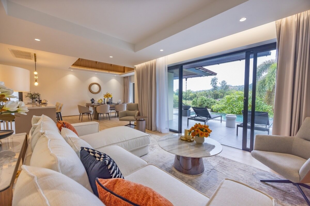 Cherng Talay, Phuket Thailand