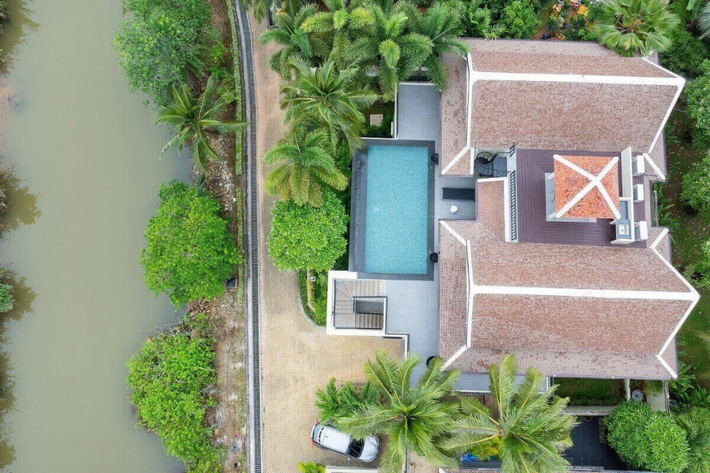 Cherng Talay, Phuket Thailand