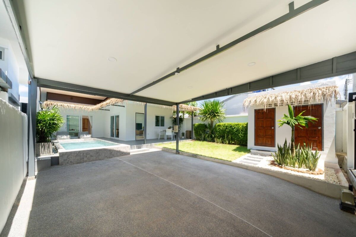 2 Bedroom Balinese-Style Pool Villa 5 Minutes Walk to Saiyuan Road in Rawai, Phuket
