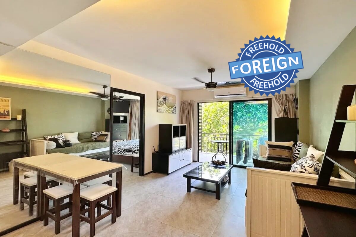 1 Bedroom Foreign Freehold Fully-Furnished Condo for Sale on Rawai Beach Road, Phuket