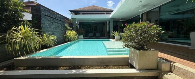 2 Bedroom Pool Villa on 400 Sqm Plot for Sale in Soi Samakki in Rawai, Phuket