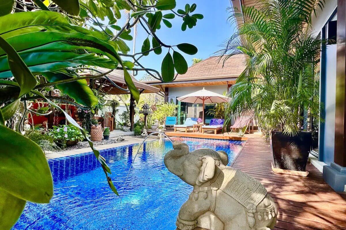 3 Bedroom Pool Villa for Sale 5 Minutes to Nai Harn Beach in Rawai, Phuket