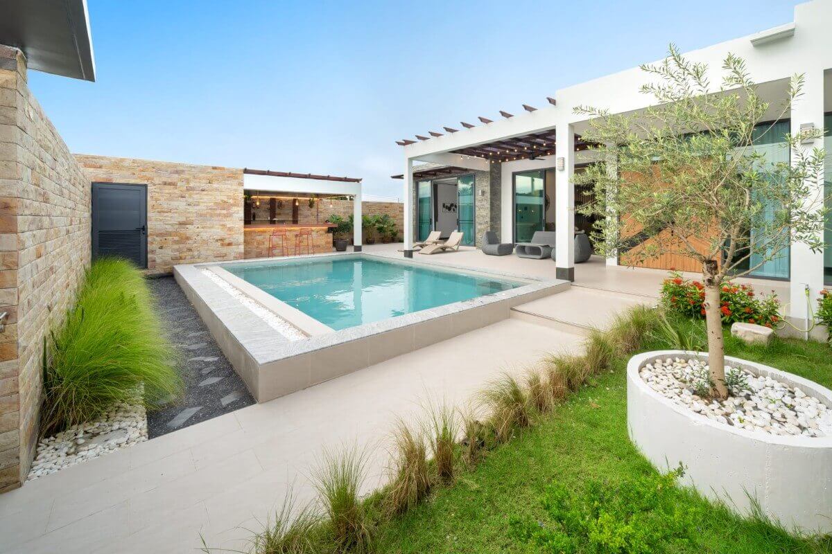 3-4 Bedroom Modern Tropical Pool Villa for Sale by Owner near Lotus’s in Thalang, Phuket