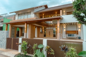 4-bedroom pool villas in Baan Manik, Phuket exterior view of the front PSV-MNK-1267