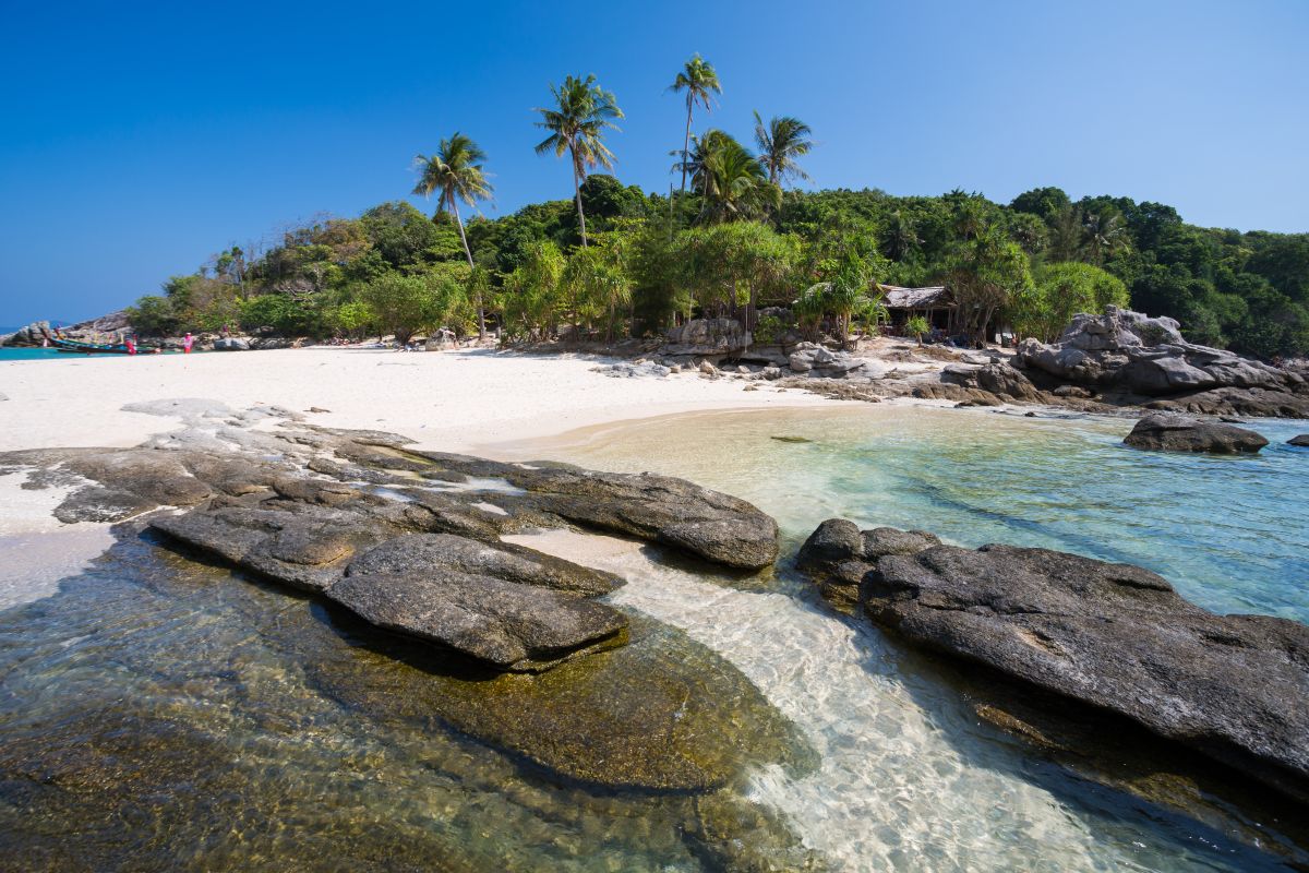 Andaman Cove Condo with private access to Bon Island 
