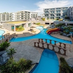 1 bedroom foreign freehold condo near Nai Harn Beach, Phuket - resort style swimming pool