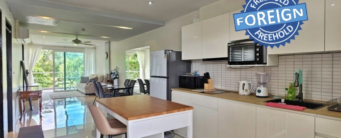2-bedroom foreign freehold golf course condo in Kathu Phuket kitchen with island PSC-KTU-1491