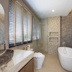 5-bedroom pool villa in Rawai, Phuket bathroom and bathtub PSV-RAW-1521