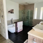 6-bedroom pool villa on large plot near BISP in Koh Kaew, Phuket bathroom with bathtub PSV-KOH-1526