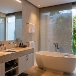 4-5 bedroom villa with large pool near Bang Tao Beach, Phuket bathroom with bathtub PSV-BAN-1528 ALT text