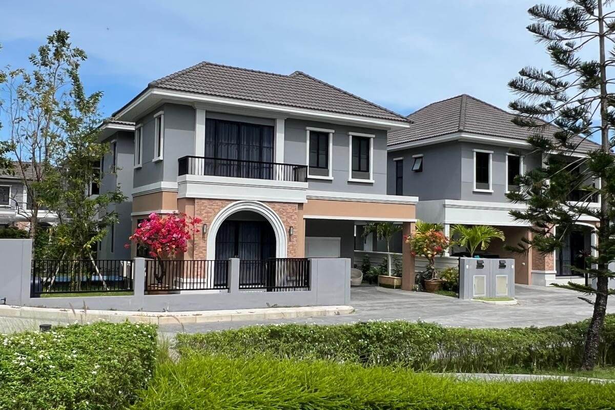 4-bedroom pool villa right next to BISP in Koh Kaew, Phuket exterior view PSV-KOH-1541
