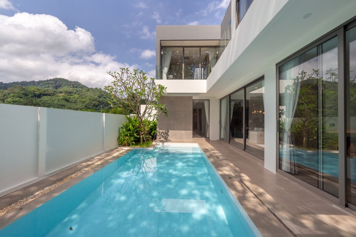 4-bedroom smart home pool villa near Loch Palm in Kathu, Phuket exterior shot PSV-KTU-1534