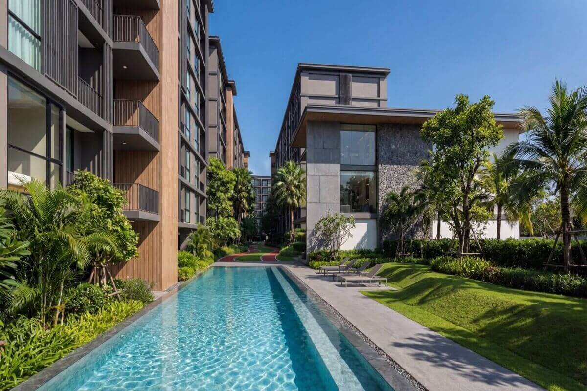 1-2 bedroom condos in Soi Ta-iad, Chalong, Phuket pool area with jogging track in the background PSC-CHA-1601