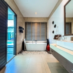 4-bedroom pool villa near Friendship Beach in Rawai, Phuket bathroom with free standing bathtub and pool access PSV-RAW-1590
